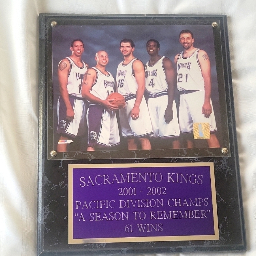 Sacramento Kings 2001-2002 Commemorative Plaque